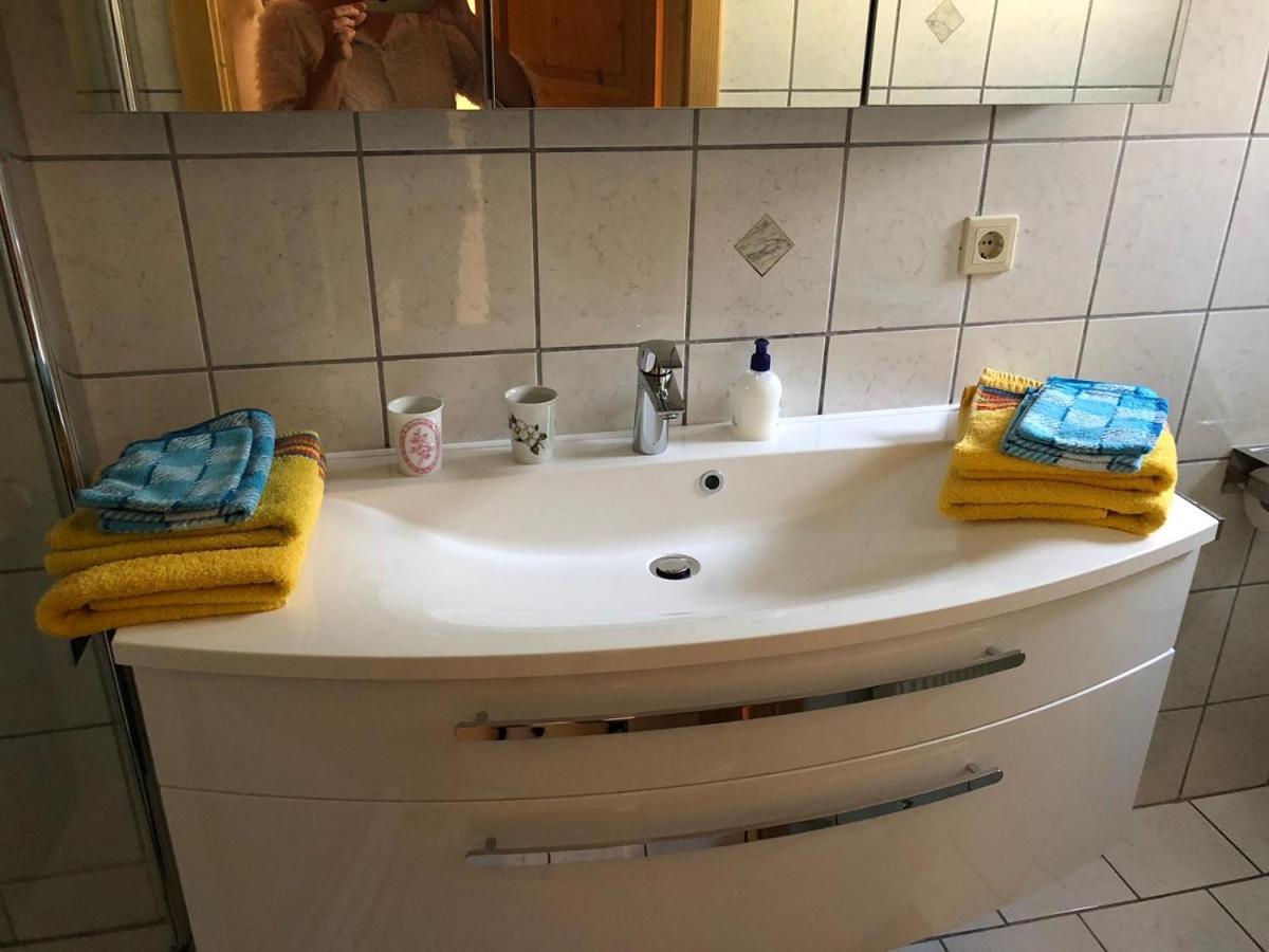 Ferienwohnung Naefelt Гунценхаузен Екстериор снимка